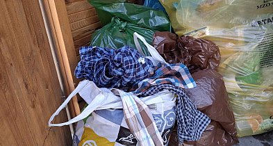 Jak gminy mogą sobie radzić z odpadami tekstylnymi? MKiŚ wyjaśnia-49744