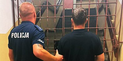 Brutalny napad na seniora. 28-latek pobił i okradł znaj-49785