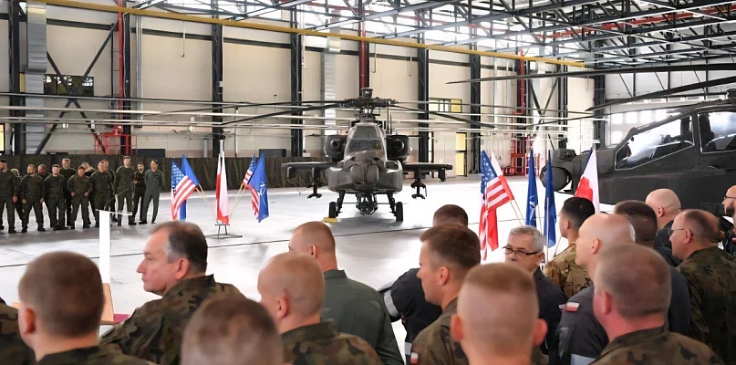 Historyczny przylot do Latkowa! Pierwsze śmigłowce Apache w Polsce - 49784