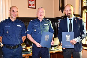 Pakoska policja będzie miała nowy radiowóz-51690