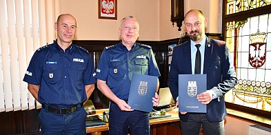 Pakoska policja będzie miała nowy radiowóz-51690