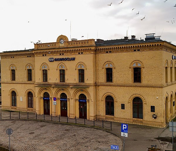 Będą odkrywać tajemnice inowrocławskiego dworca kolejowego-51758