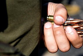 Sondaż: niemal połowa Polaków nie zgłosiłaby do obrony kraju-52451