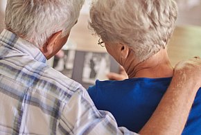 Seniorzy mają powód do radości. Projekt „Godna emerytura” trafił do Sejmu-53802