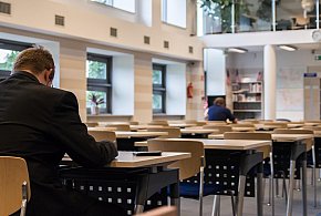 Zmiany w przepisach o wynagrodzeniach. Zapłacą za gotowość do pracy-53840