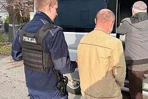 Mundurowi zatrzymali czterech poszukiwanych-54215