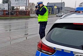 Policjanci przypominają: ostrożność na drogach ratuje życie-54245