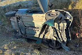 Wpadł w poślizg, pasażerka skończyła w szpitalu-54495