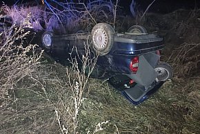 Dachowanie osobówki pod Pakością-54885