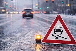 OSTRZEŻENIE: Najpierw opady, a potem mróz - będzie bardzo ślisko!-55579