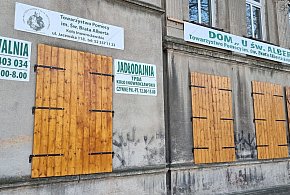 Jeden telefon na 112 i szybka pomoc. 56-latek trafił do szpitala-55636