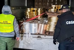 Gigantyczna papierosowa wpadka pod Inowrocławiem. 9 osób zatrzymanych-55696