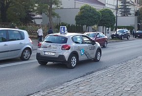 17-latkowie dostaną „prawko”. Nowe przepisy stawiają twarde warunki-55699