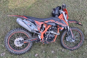 18-latek bez prawa jazdy i z zakazem. Lista przewinień długa