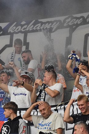 Kibice na meczu KSK Noteć Inowrocław - ŁKS Coolpack Łódź. Foto: Jakub Kozłowski-5685