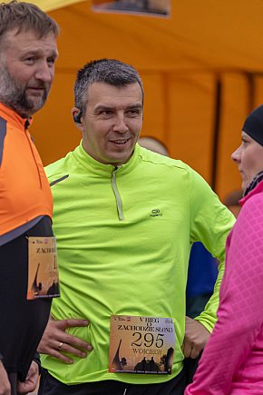 Bieg o zachodzie słońca-5813