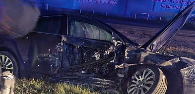Trzy osoby w szpitalu po kraksie spowodowanej przez 20-latka-54053