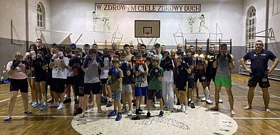 Dołącz do treningów sportów walki-54861