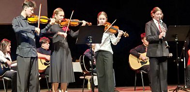 Wyjątkowe przedstawienie w Inowrocławskim Teatrze-55161