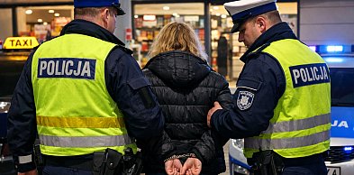 Nie zapłaciła za taksówkę. Od razu pojechała za kratki