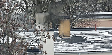 Kontrole palenisk w Inowrocławiu: mandaty i sprawy w sądzie