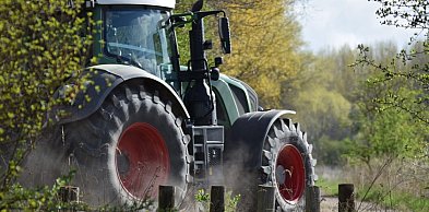 Kompleksowa renowacja ciągnika oraz maszyn rolniczych krok po kroku