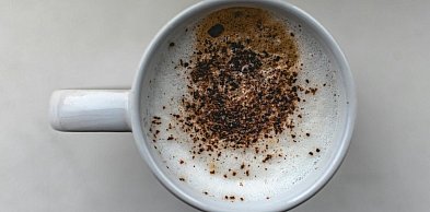 Kawa jak z kawiarni w domowym wydaniu – jakie ziarna wybrać i jak je parzyć?