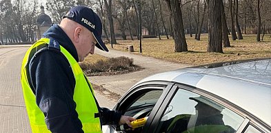 Kontrole na drogach powiatu. Jeden kierowca stracił prawo jazdy