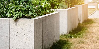 Jak dobrać beton do budowy murka oporowego?