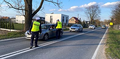 1762 kierujących dmuchało w alkomat