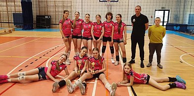 Młode siatkarki z triumfem. Zagrały finał po swojemu