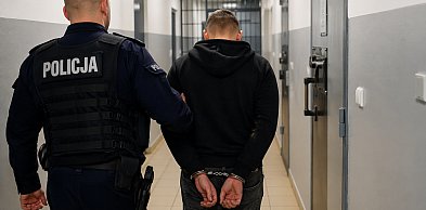 Zaatakował seniora i groził nożem. To jednak nie koniec...