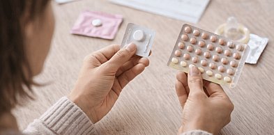 Czym różni się antykoncepcja awaryjna od regularnych metod zabezpieczania?