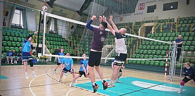 Za nami pierwsza runda ligi amatorskiej siatkówki