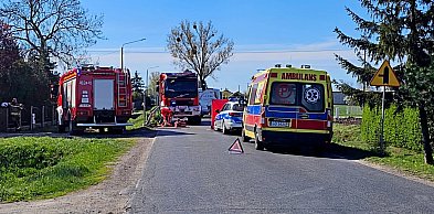 Wypadek w Ściborzu. Motocyklista walczy o życie, droga zablokowana