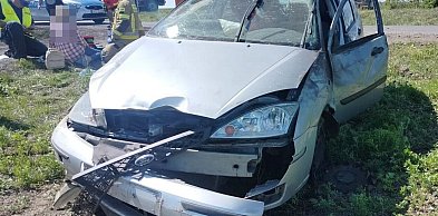 Dachowanie Forda pod Radziejowem. W aucie było dziecko