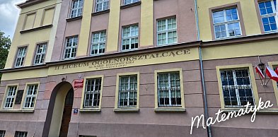 Królowa nauk na maturze. Dzisiaj uczniowie zmierzyli się z matematyką