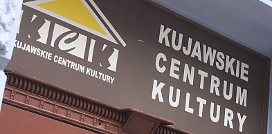 Miniaturowe auta i podziemia teatru. Noc Muzeów w Inowrocławiu
