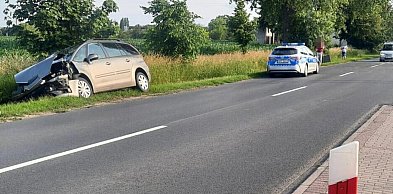 Weekendowe błędy kierowców skończyły się mandatami i rozbitymi autami
