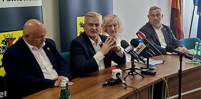 Władze powiatu podsumowały sytuację samorządu. Mówiły o szpitalu i inwestycjach