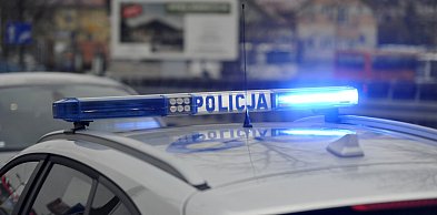 On dusił policjanta, ona ugryzła policjantkę. Taki to był weekend