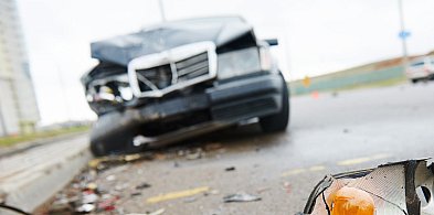 Mercedes w rowie, pijany kierowca zrzucał winę na żonę-52133