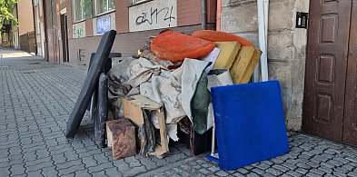 Będzie okazja pozbyć się starej szafy i nie tylko-52888