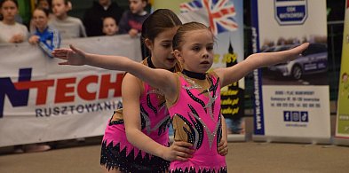 Emocje pod sam dach hali. Ogólnopolskie zawody akrobatyki w Inowrocławiu