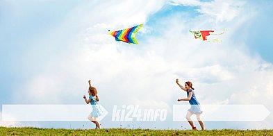 VIII Gminny Festyn Latawca na lotnisku aeroklubu-52242