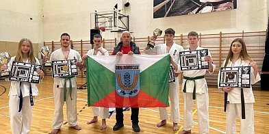 Karatecy z Inowrocławia z medalami w Wieliczce-52687