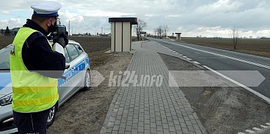 Jechał za szybko i po alkoholu-53367