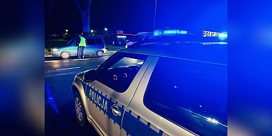 Dron spadł w Inowrocławiu na dwa samochody-53448