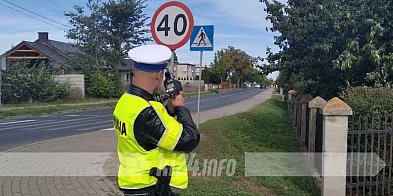 Gruzin w oplu zarobił mandat w Rojewie-53409