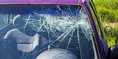 Opel potrącił mężczyznę. Policja szuka świadków-53648